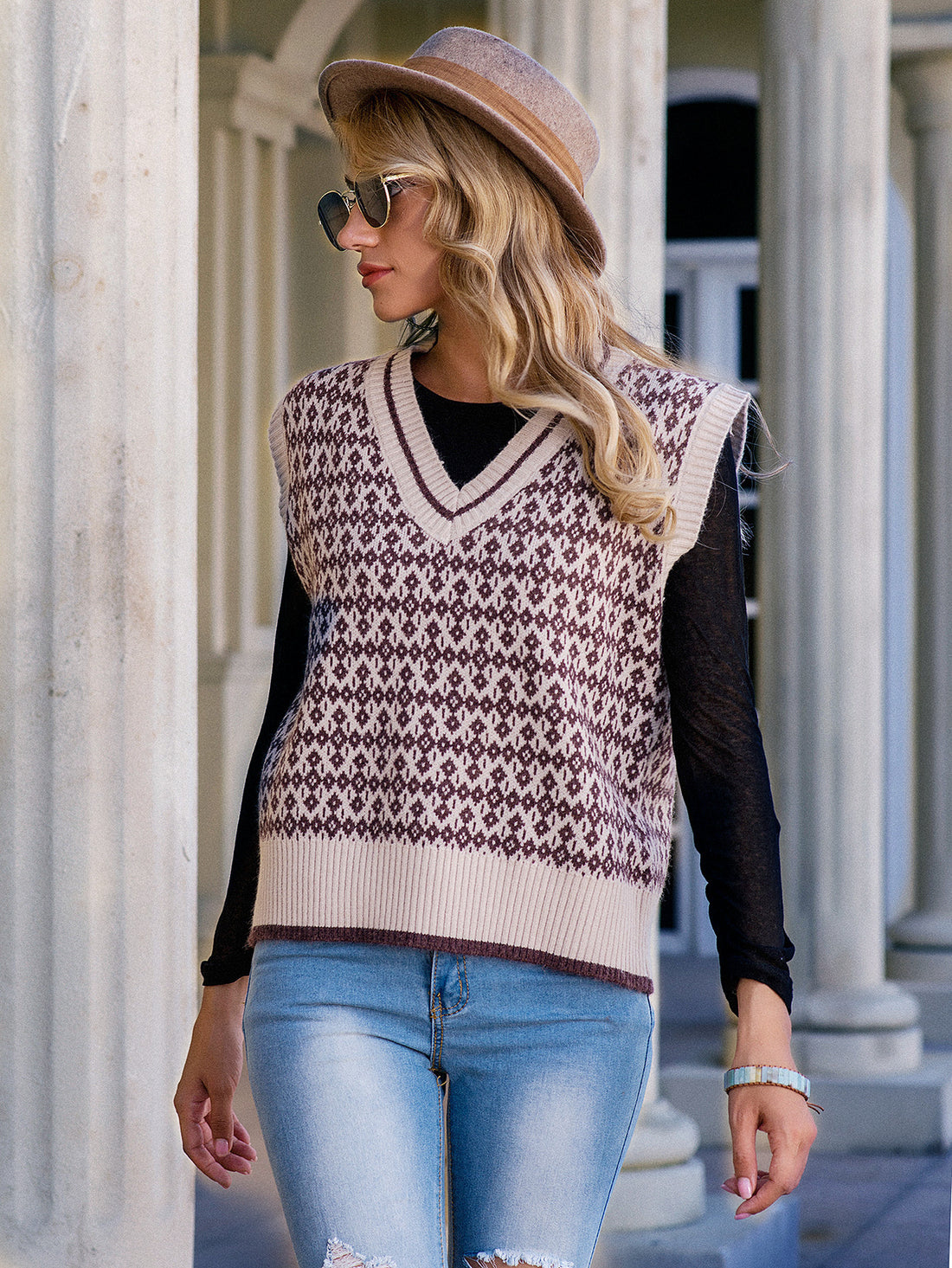 Sinava Sweater