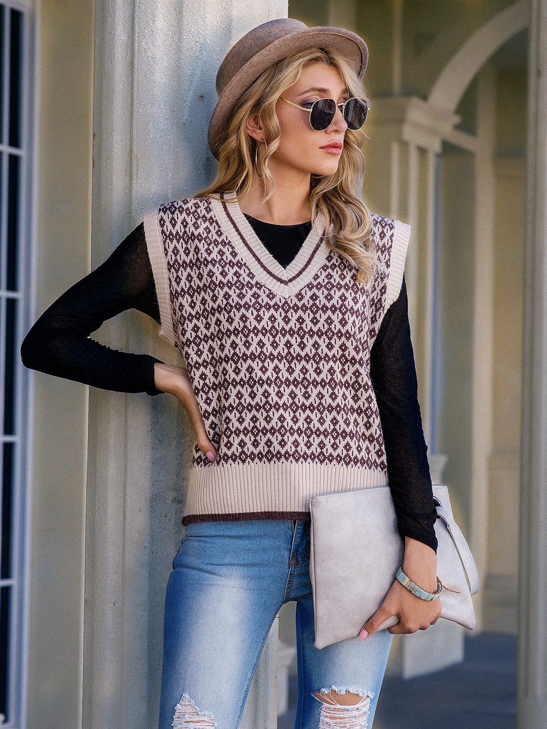 Sinava Sweater